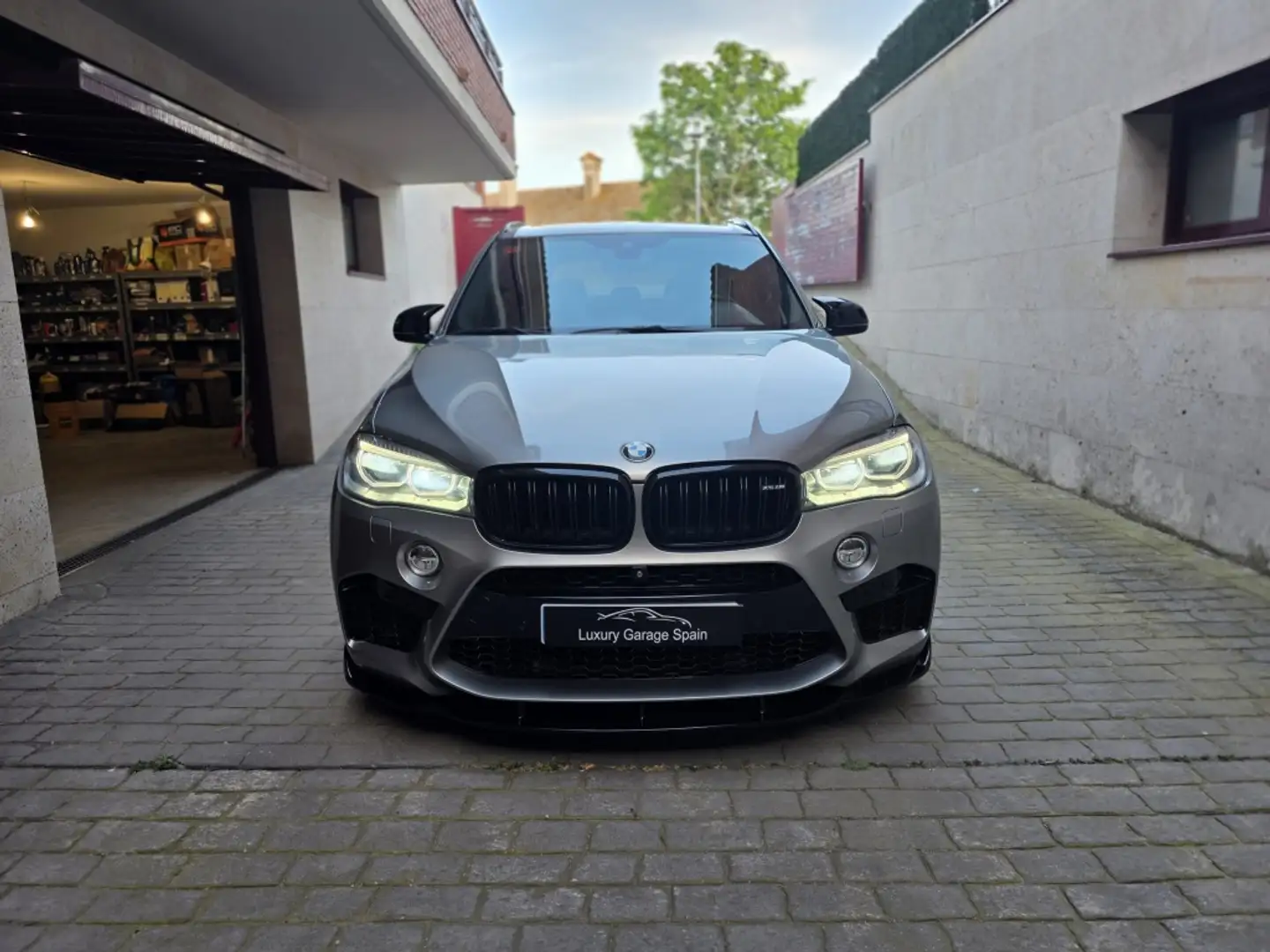 BMW X5 M A Gris - 1