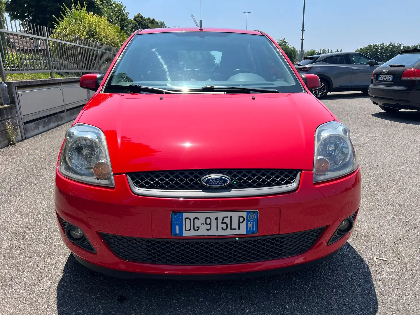 Ford Fiesta Fiesta 5p 1.2 Euro 4 adatta a neopatentati Rosso - 2