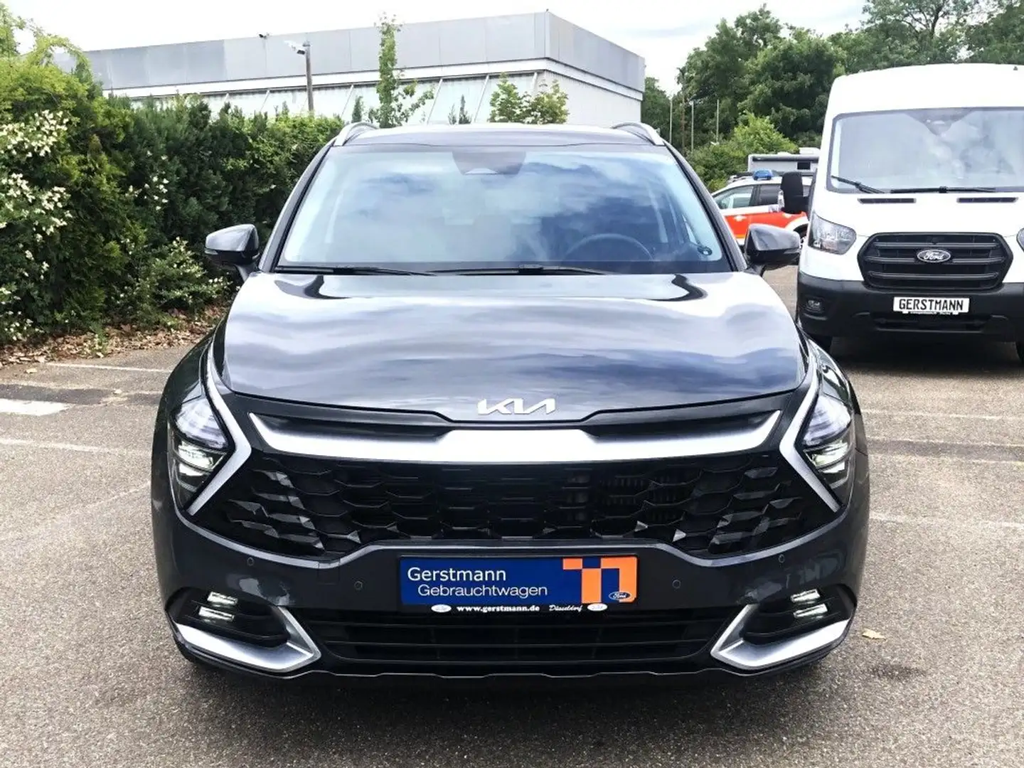 Kia Sportage 1.6 T-GDI 2WD (48V M-H) DCT Autom. Spirit Grijs - 2