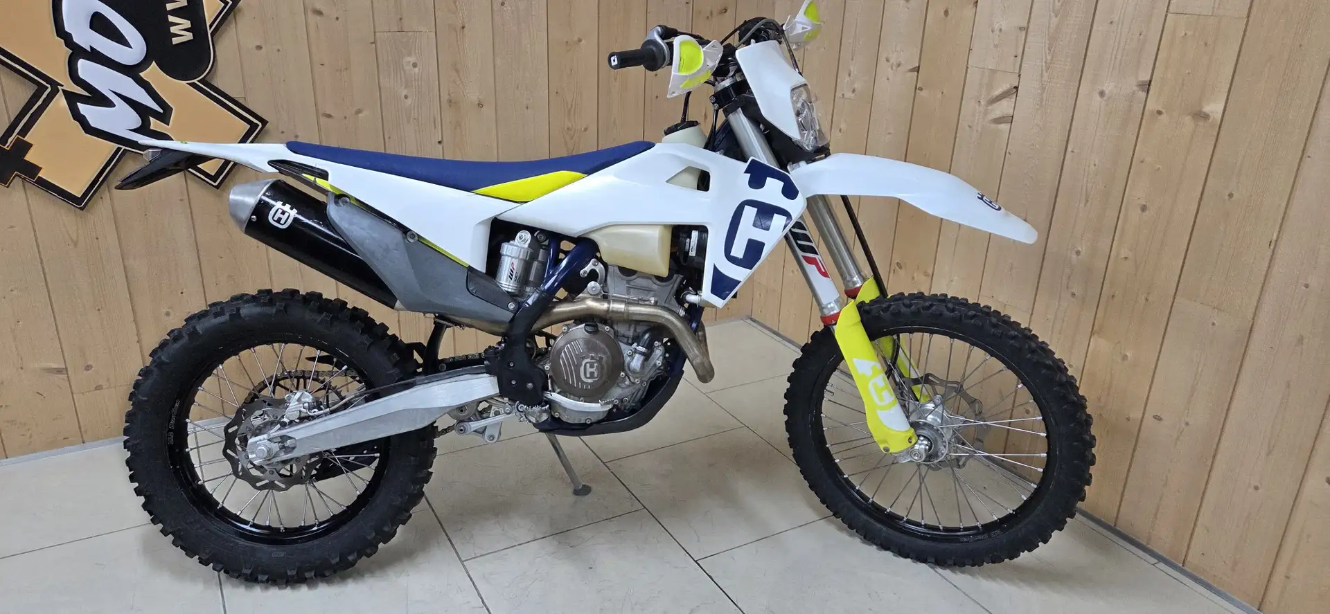 Husqvarna FE 250 Alb - 1