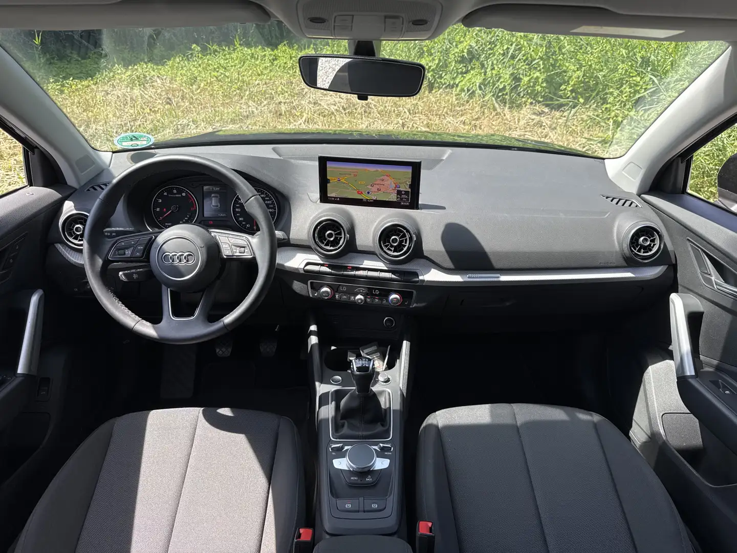 Audi Q2 30 TFSI 110PK PRO LINE CAMERA/NAVI/KEYLESS Zwart - 2