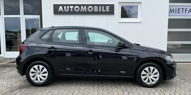 Volkswagen Polo view 5