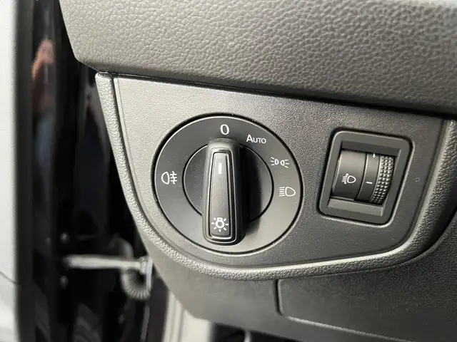 Volkswagen Polo view 9