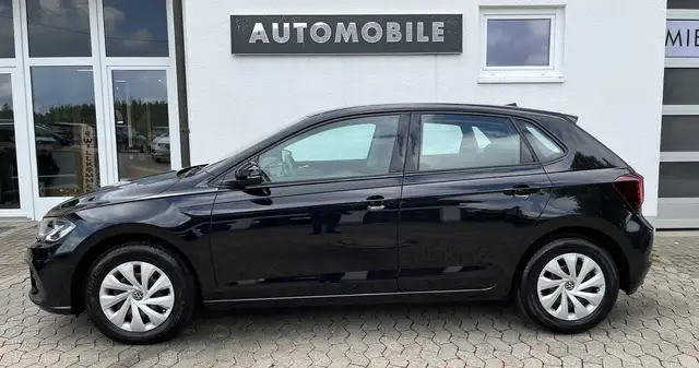 Volkswagen Polo view 4