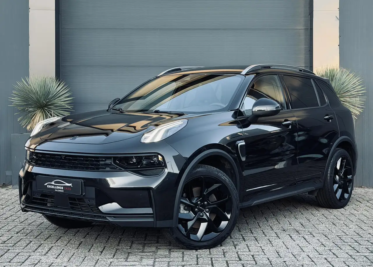 Lynk & Co 01 2022