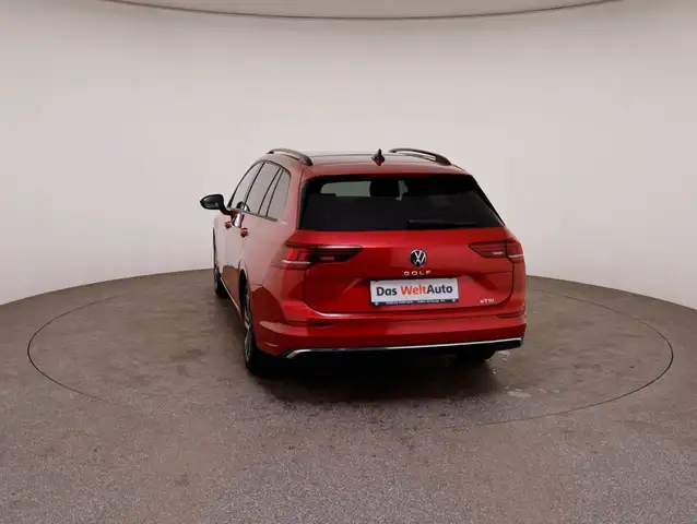 Volkswagen Golf view 6