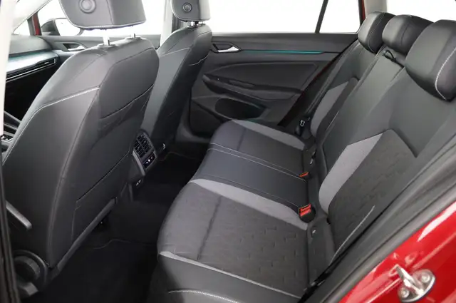 Volkswagen Golf view 11