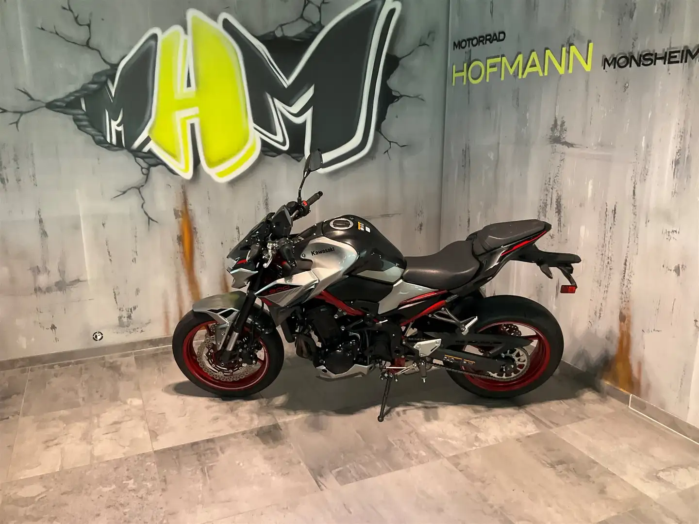Kawasaki Z 900 Nur 342km !!! Сірий - 2