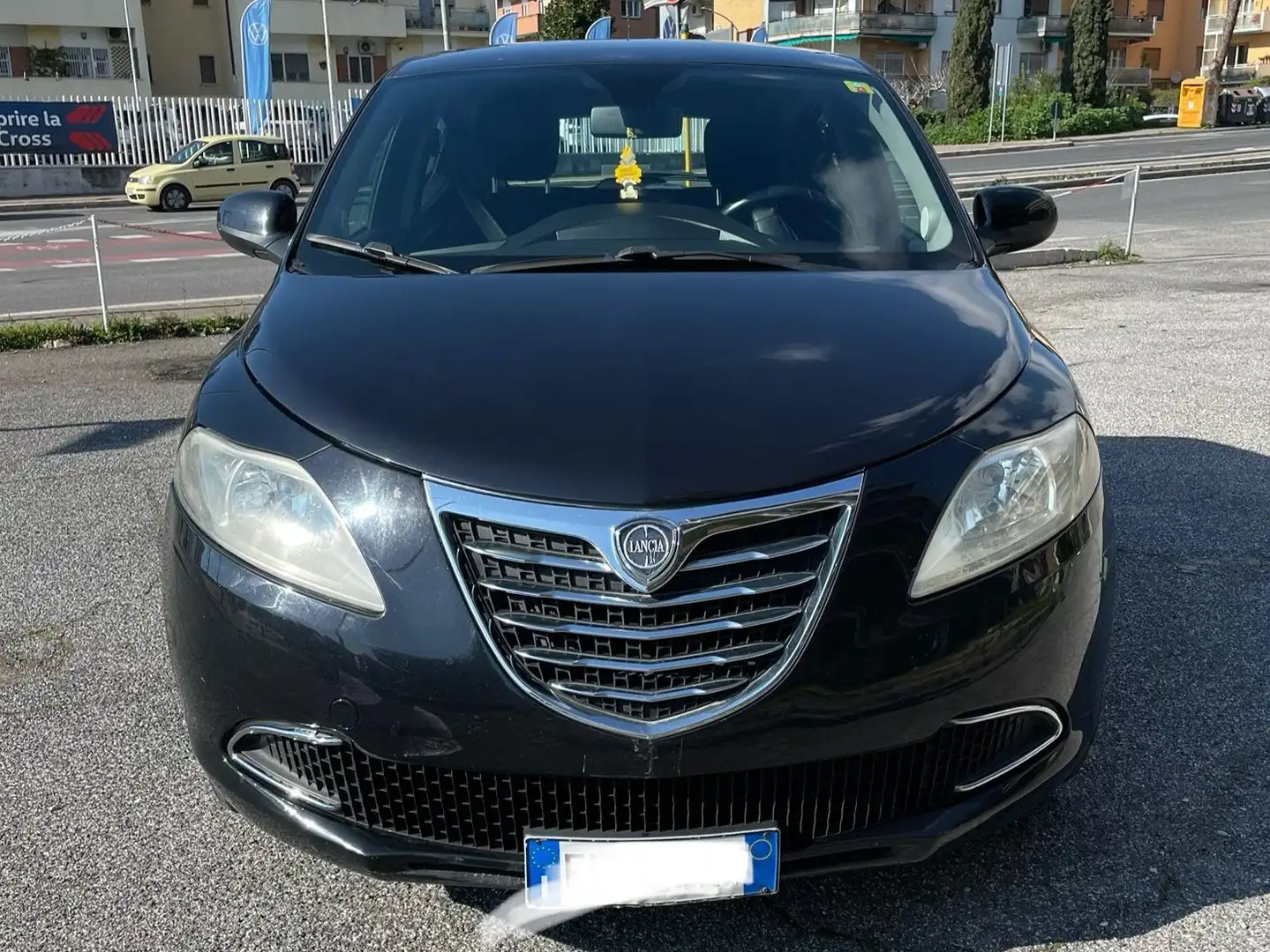 Lancia Ypsilon Ypsilon III 2011 0.9 t.air Gold s Nero - 2