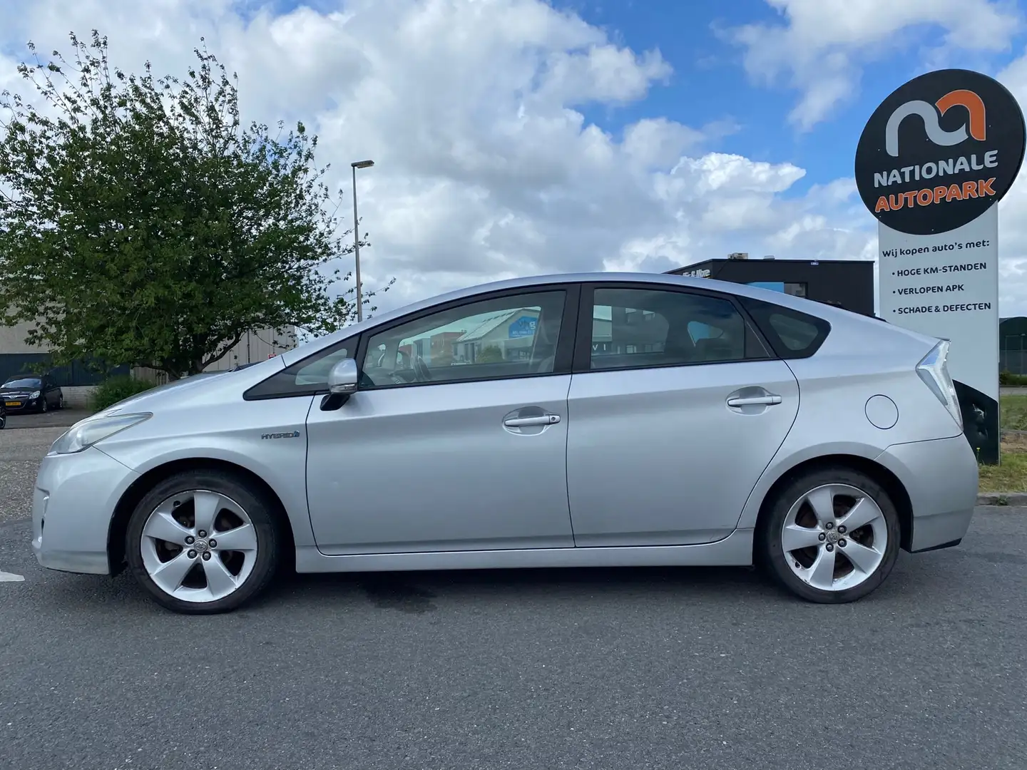 Toyota Prius 2009 * 1.8 Aspiration * Automaat * Airco * LMV * C Gris - 2