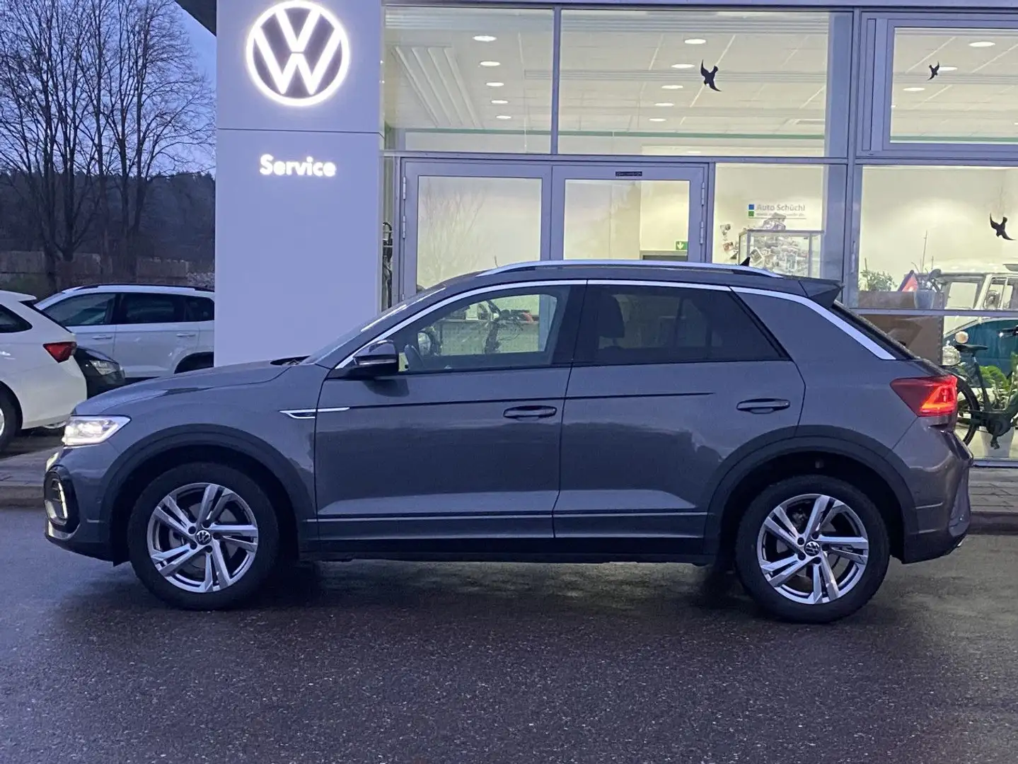 Volkswagen T-Roc 1.5 TSI DSG R-LINE 17"+IQ.DRIVE+TRAVEL-ASS Grey - 2