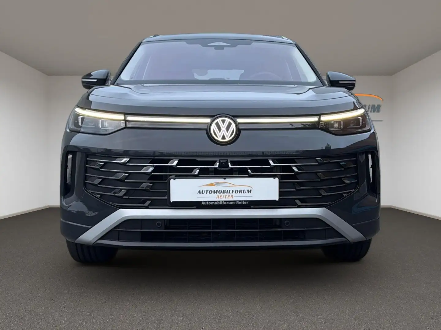 Volkswagen Tayron 1.5 TSI eHybrid 150 kW Elegance AHK Gris - 2