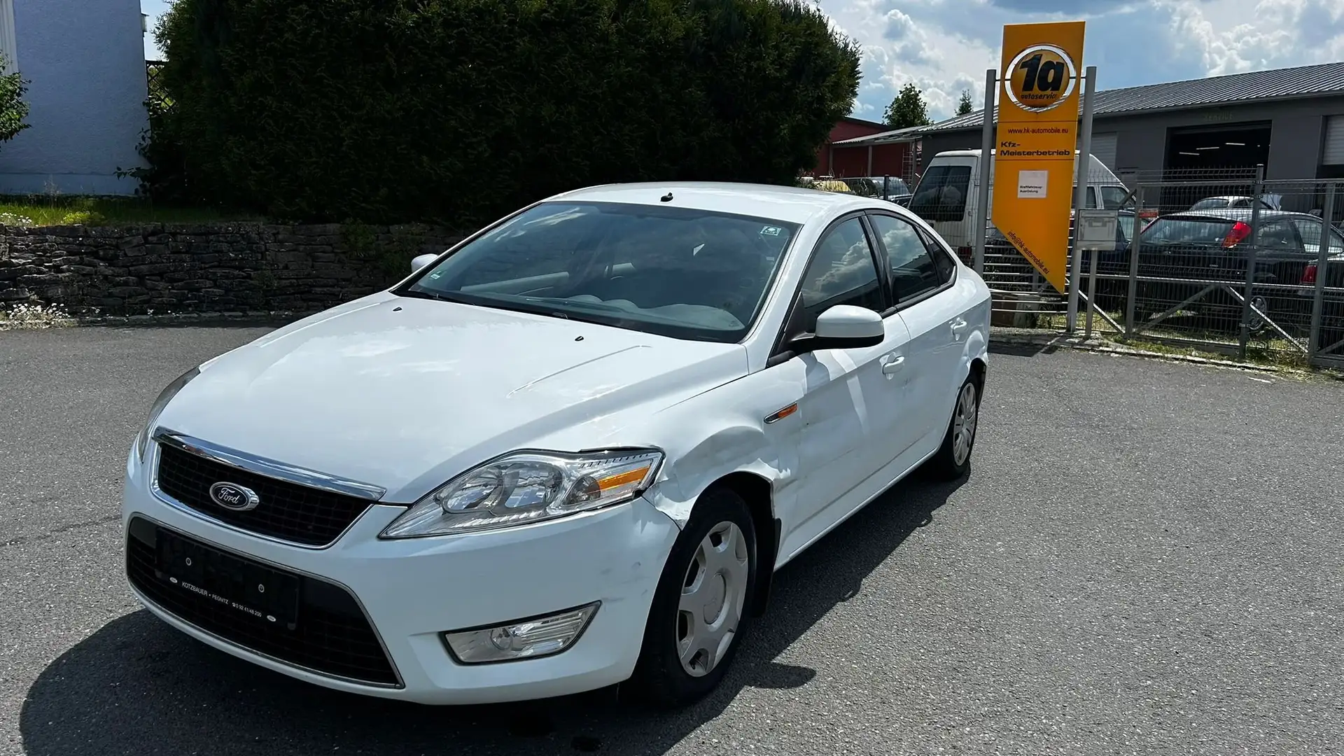 Ford Mondeo Trend,Unfallwagen,fahrbereit,Tüv 9/2026,AHK,8fa Blanc - 1