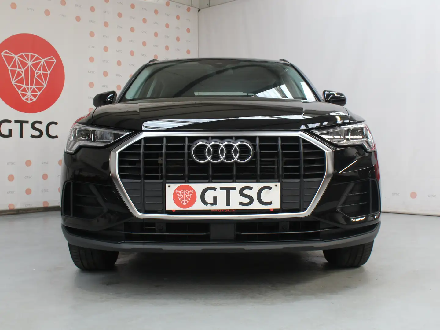 Audi Q3 45 TFSI,Advanced,S tronic,Plug in hybrid,180kW! Schwarz - 2