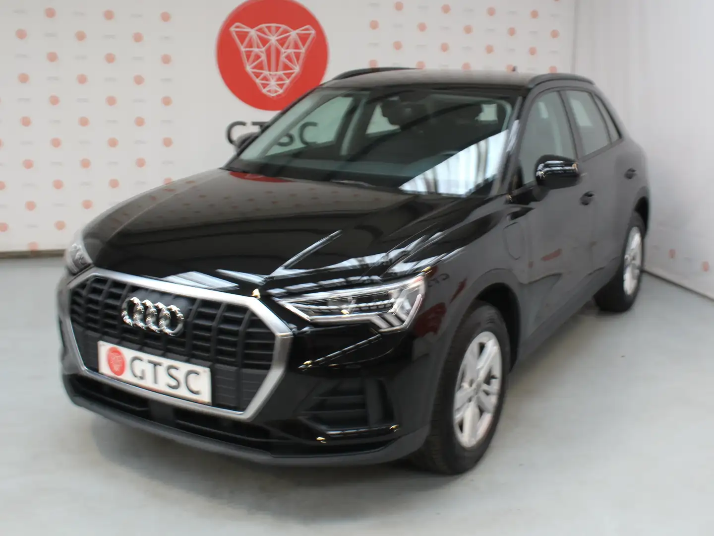 Audi Q3 45 TFSI,Advanced,S tronic,Plug in hybrid,180kW! Schwarz - 1