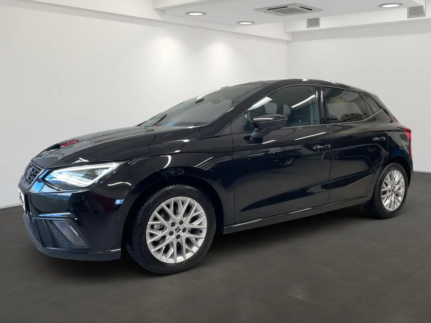 SEAT Ibiza 1.0 TSI FR *KAMERA*NAVI*SITZH* Zwart - 2