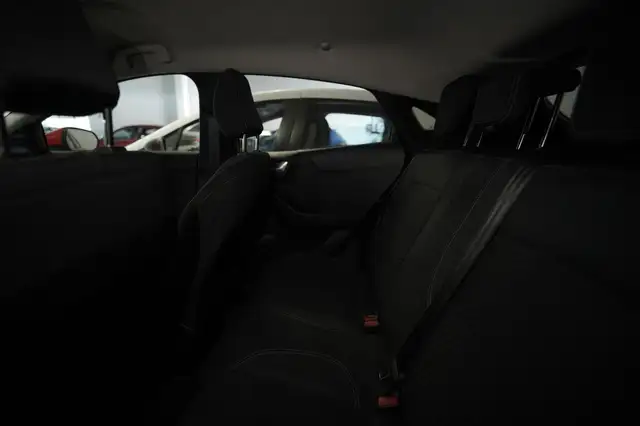 Ford Puma view 6