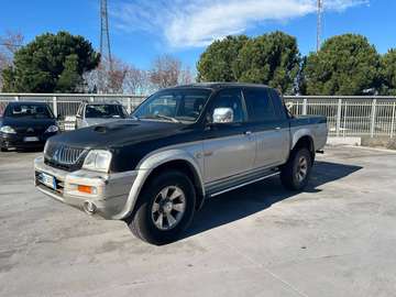 L200 Cab III dcab 2.5 tdi Instyle Air 4wd