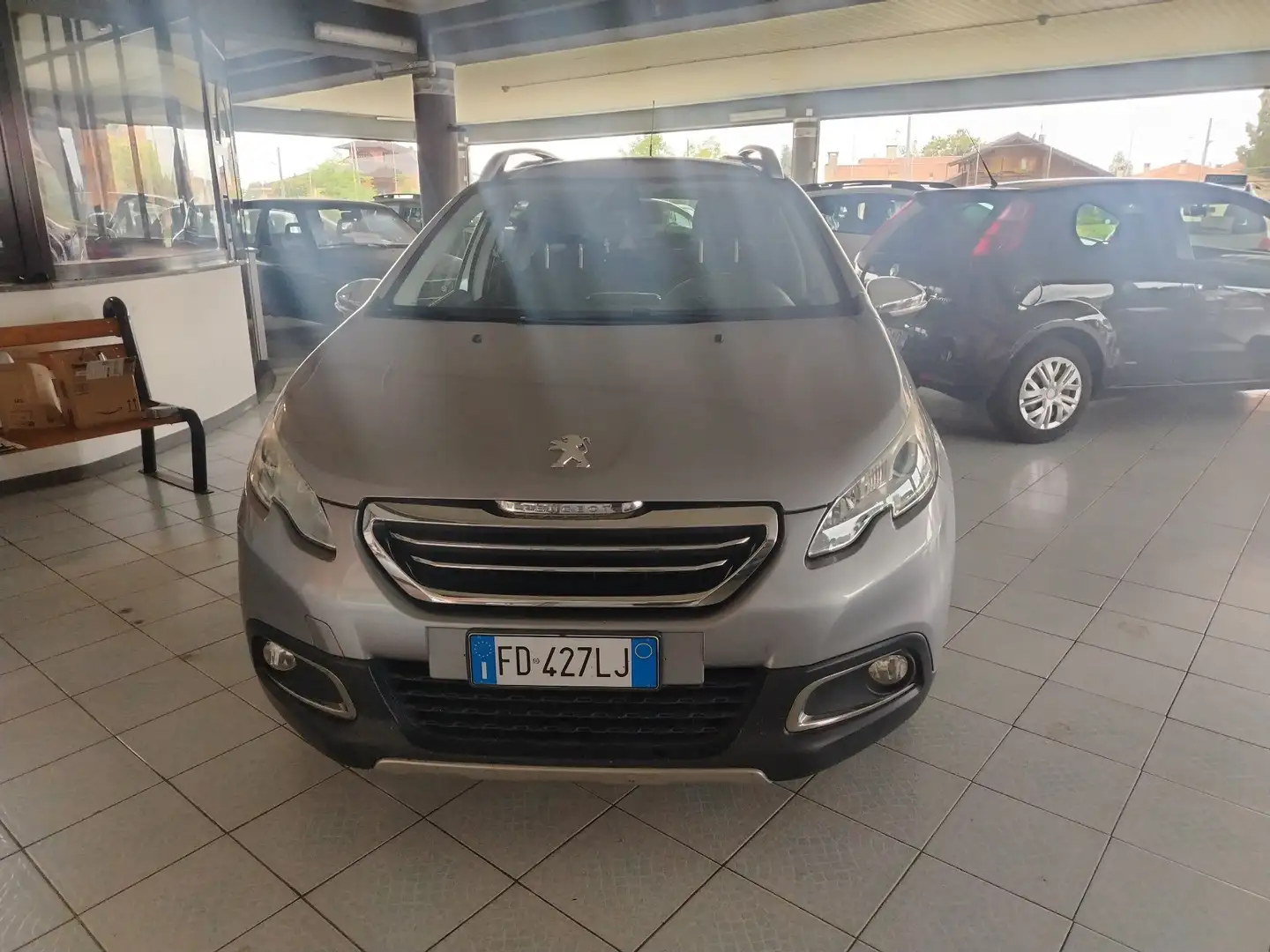 Peugeot 2008 2008 1.2 puretech t Allure s Grigio - 1