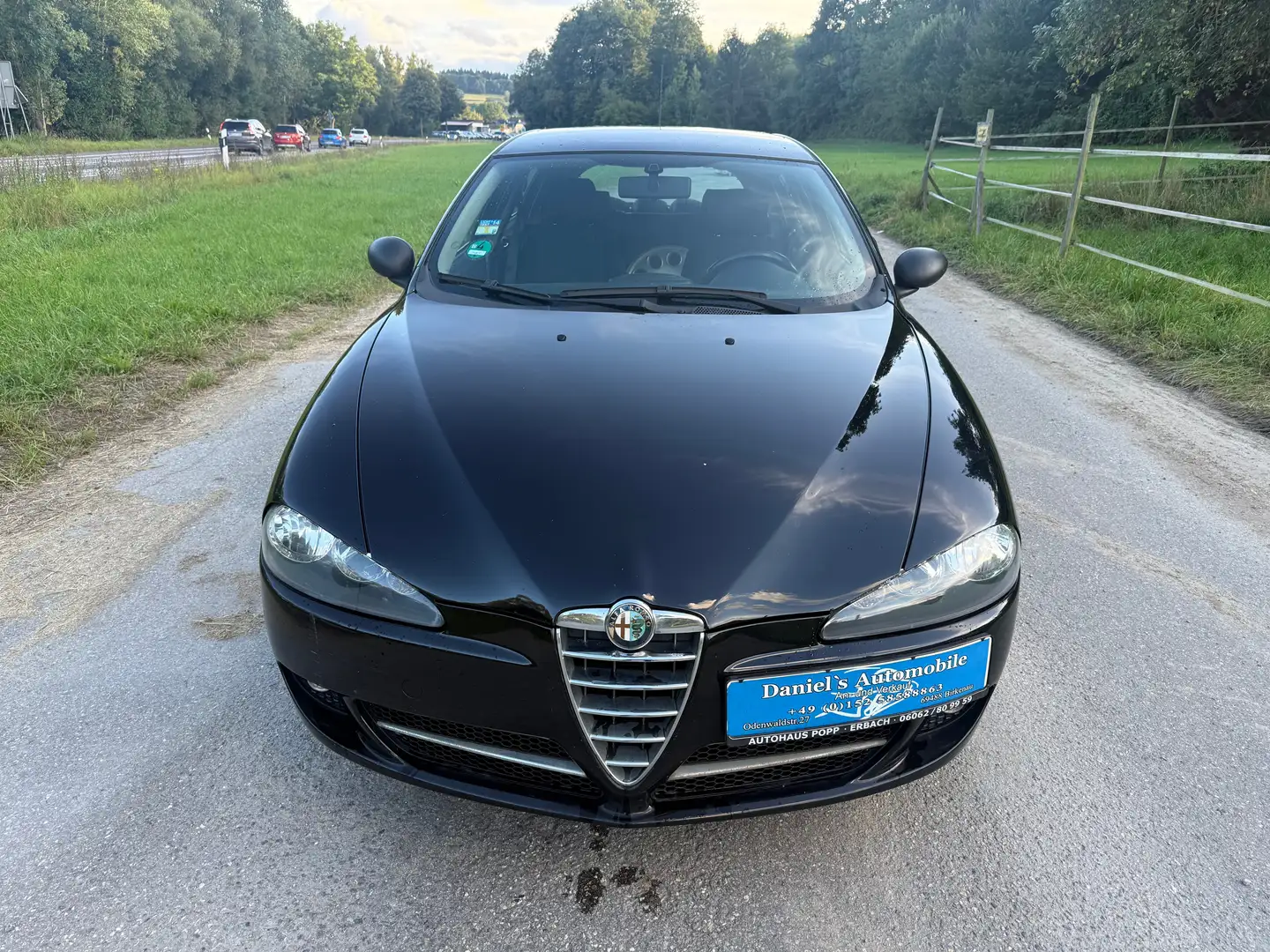 Alfa Romeo 147 147  5-Türer 1.6 Twin Spark Schwarz - 1
