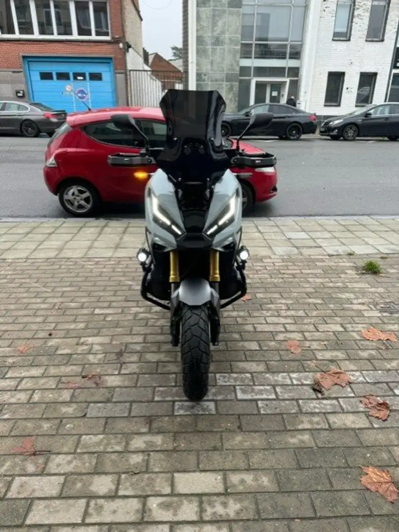 Honda X-ADV 2024 - COMME NEUF FULL !! Gris - 2
