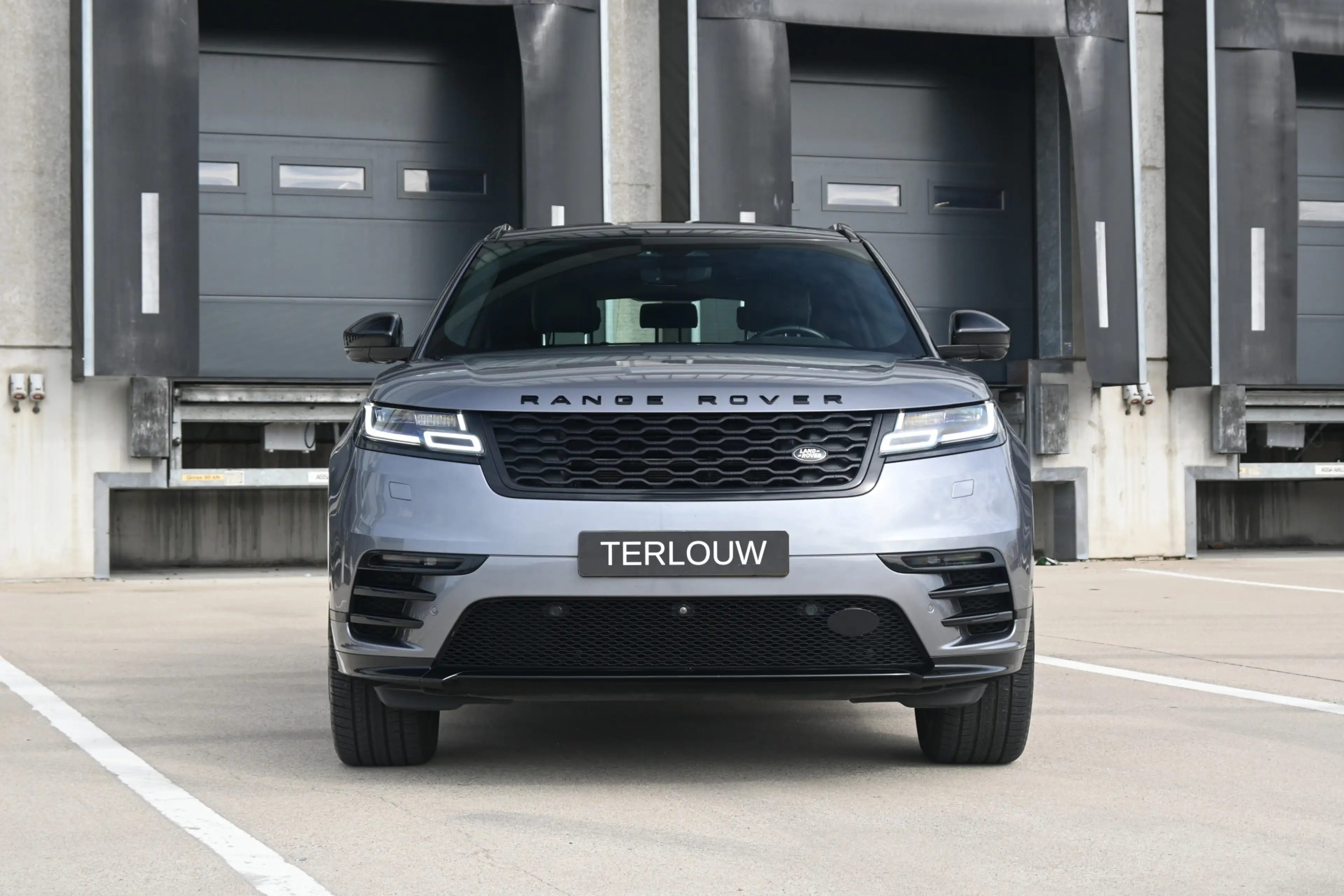 Land Rover Range Rover Velar 2.0 P400e R-Dynamic S | BTW, NL-auto, dealer ond. — photo 5
