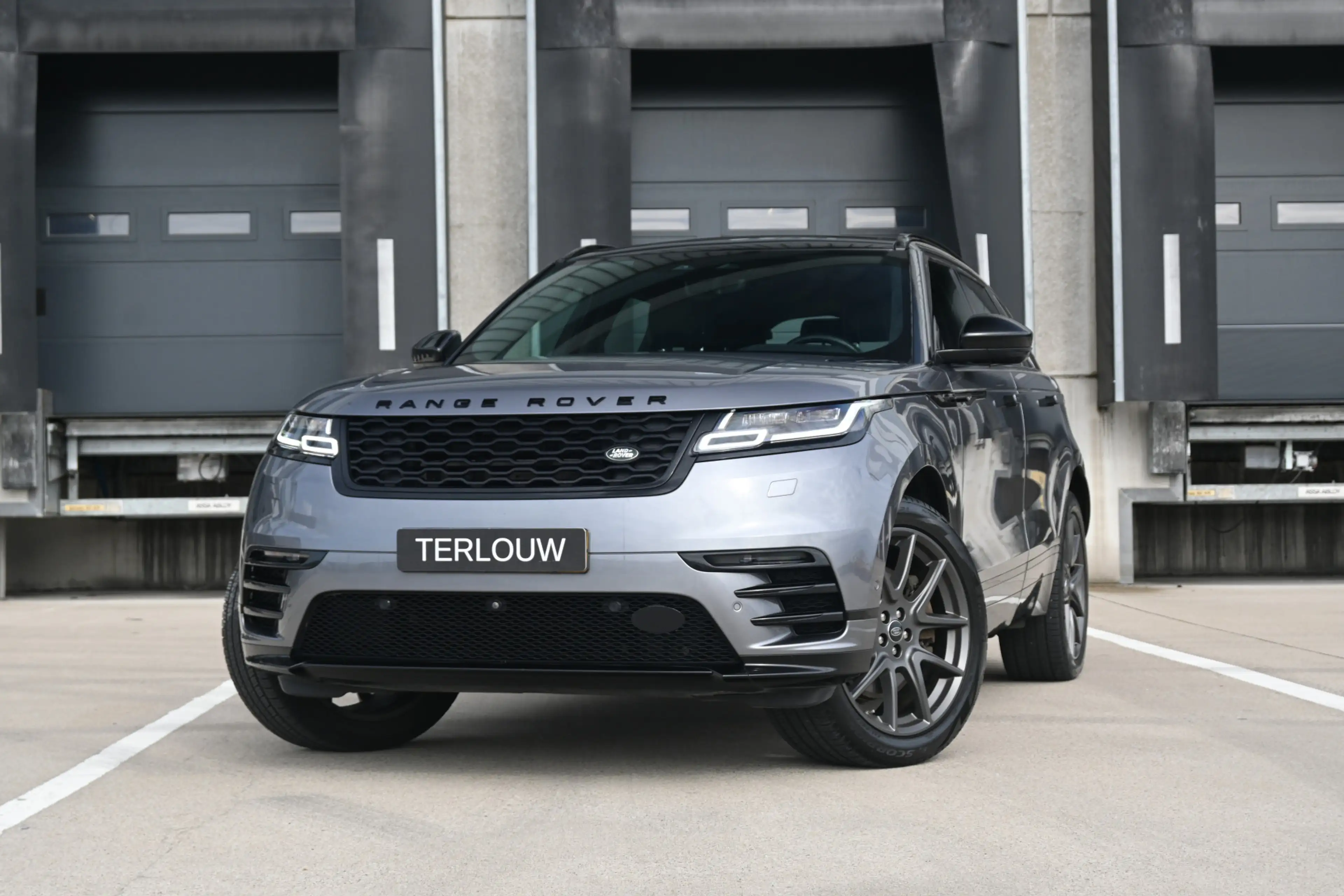 Land Rover Range Rover Velar 2.0 P400e R-Dynamic S | BTW, NL-auto, dealer ond.