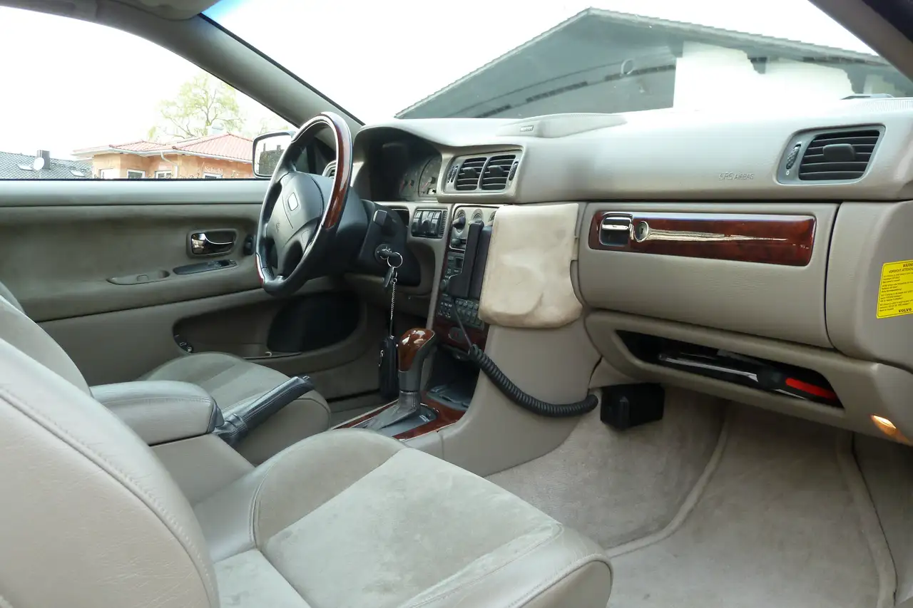 Volvo C70 2.5T, foto 3