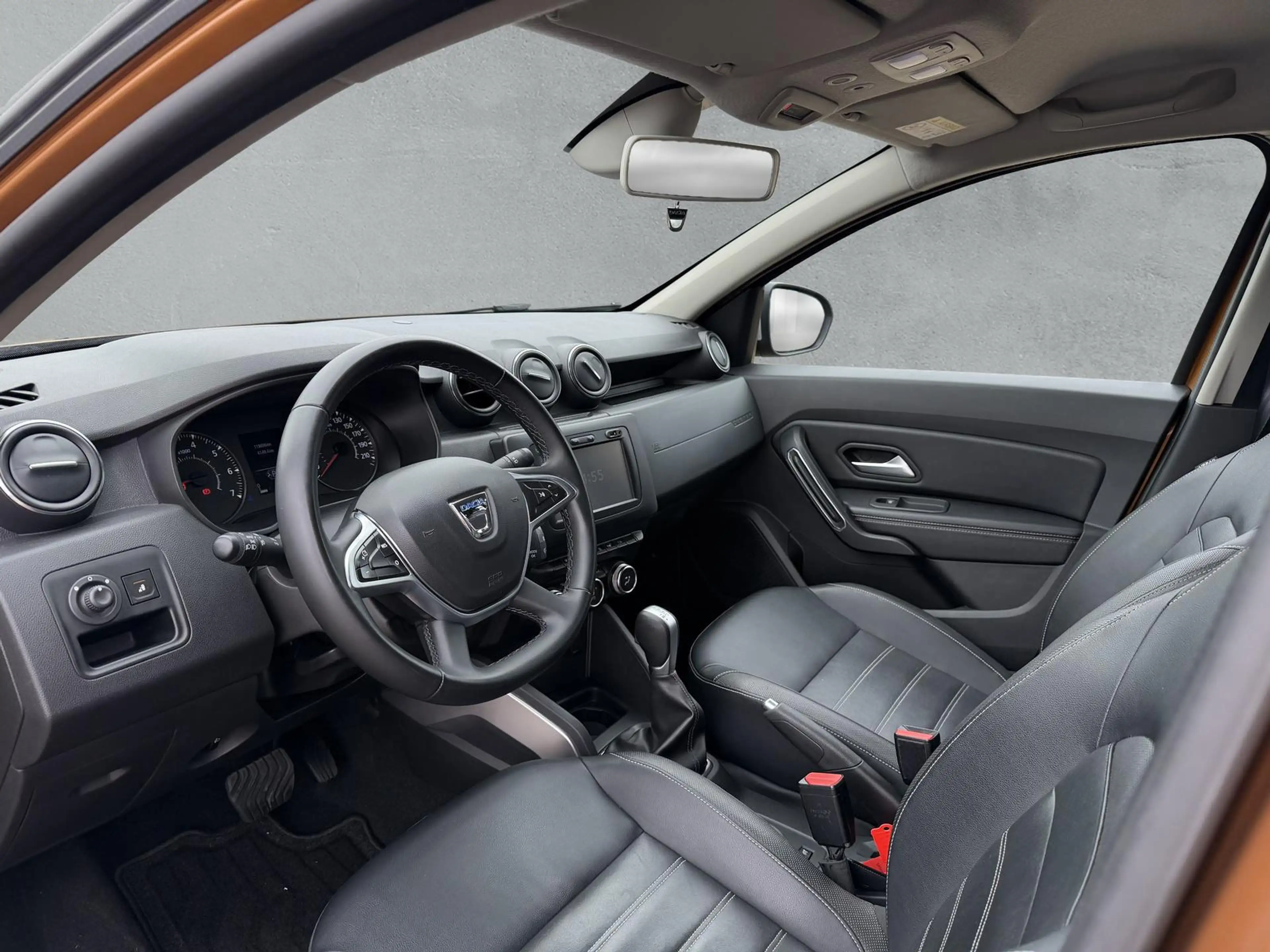 Dacia Duster Prestige Metallic — photo 10
