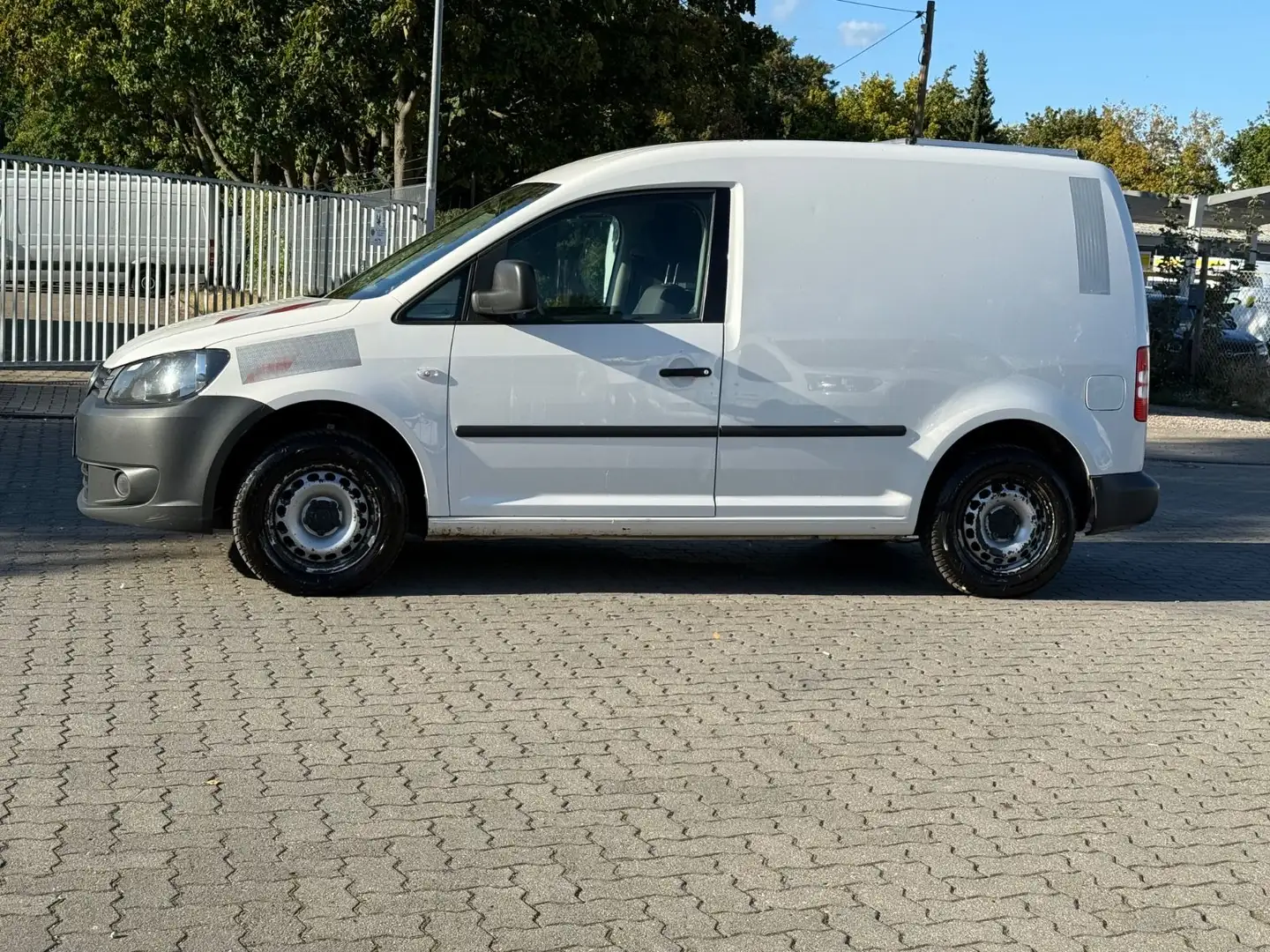 Volkswagen Caddy Kasten/Kombi Kasten TÜV NEU Weiß - 2
