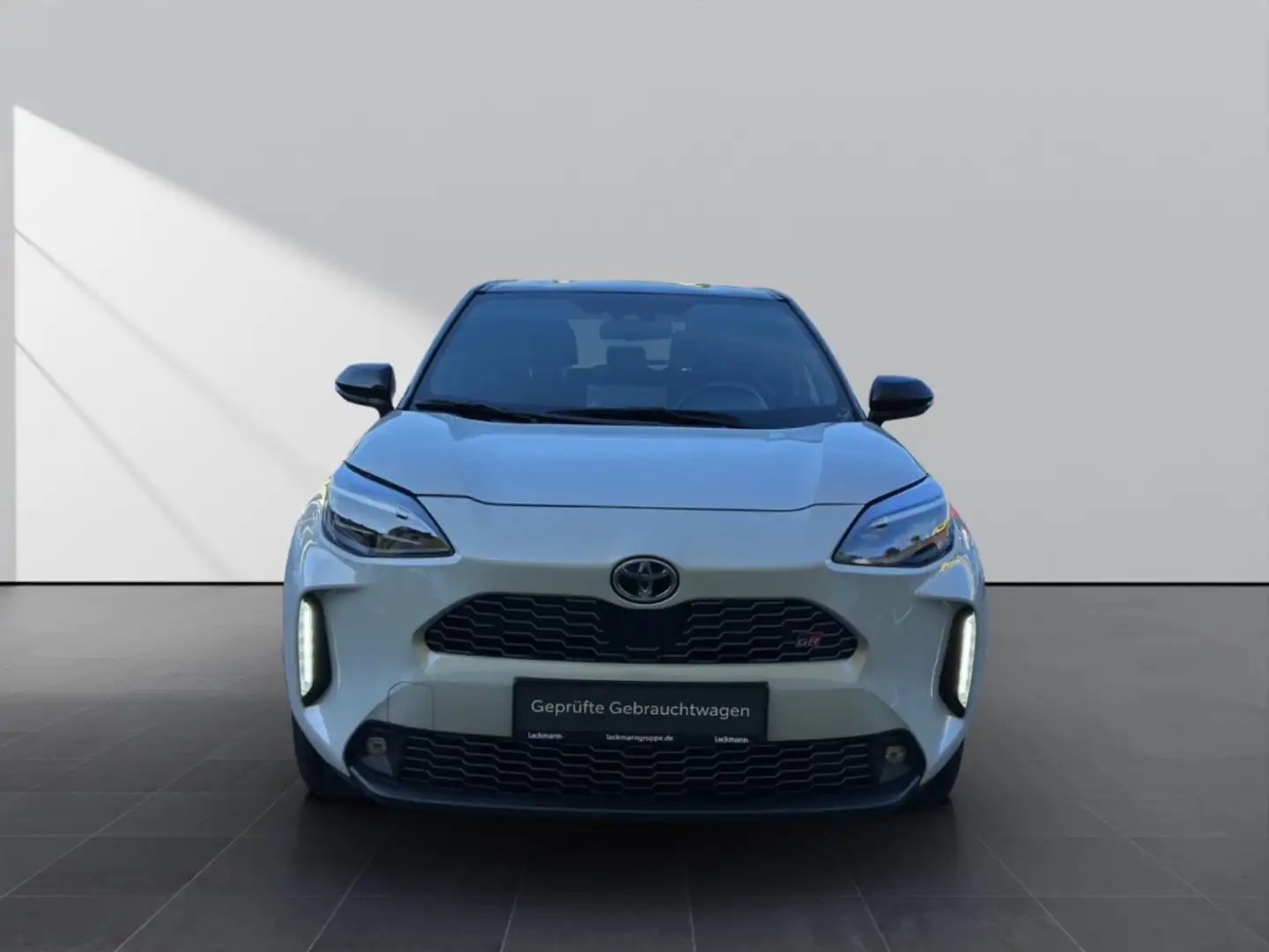 Toyota Yaris Cross 1.5 Hybrid GR Sport*LED*JBL*Head-UP* Grau - 2