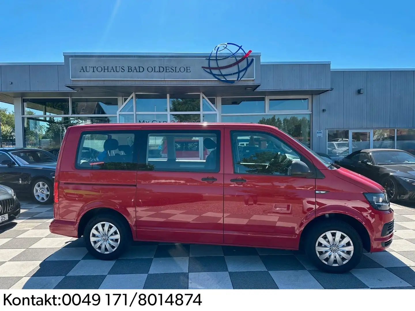 Volkswagen T6 Multivan Trendl,7 Sitzer,1.Ha,Scheckheft,AHK+ Rot - 1