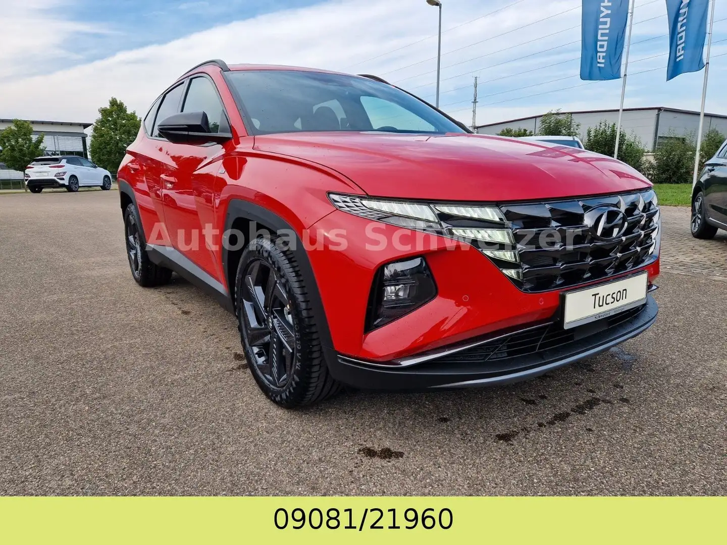 Hyundai TUCSON Blackline Mild-Hybrid 2WD Rojo - 2