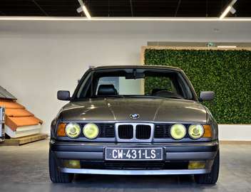 525i A