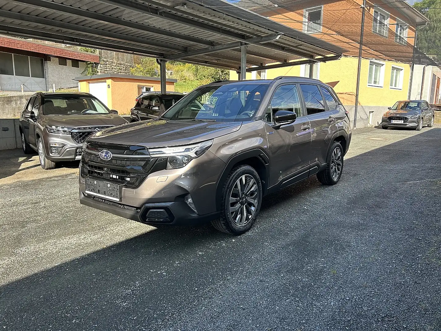 Subaru Forester 2,0i e-Boxer Premium inkl. Winterräder! - 2