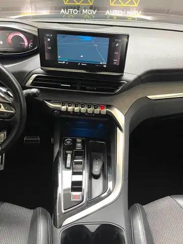 Peugeot 5008 view 12