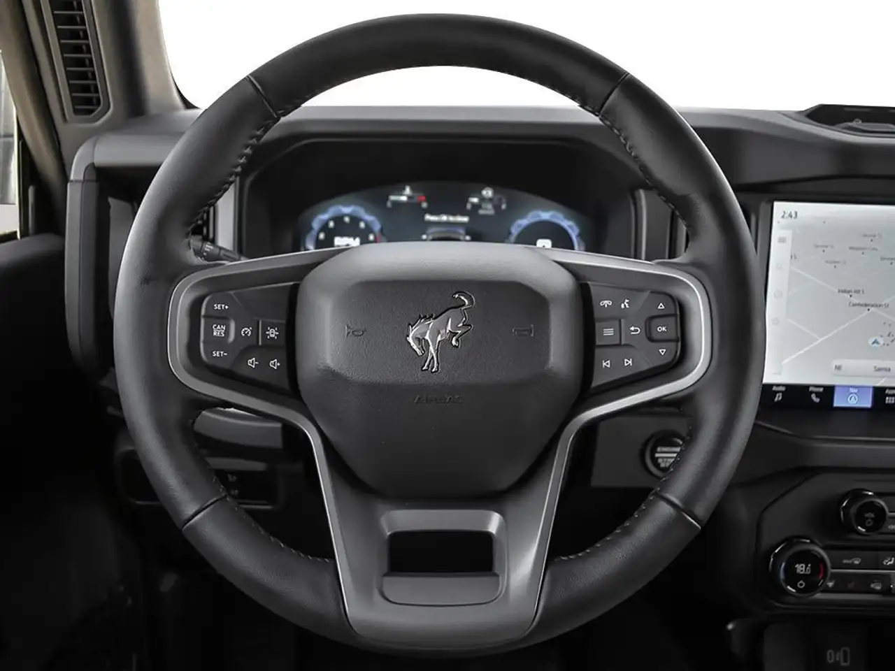 Ford Bronco снимка Ford Bronco