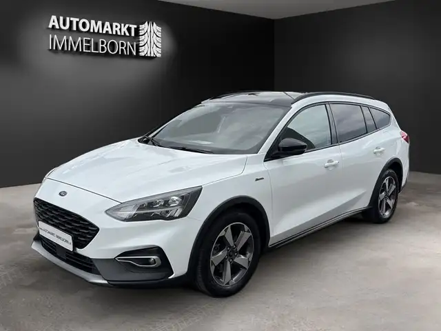 Ford Focus view 4