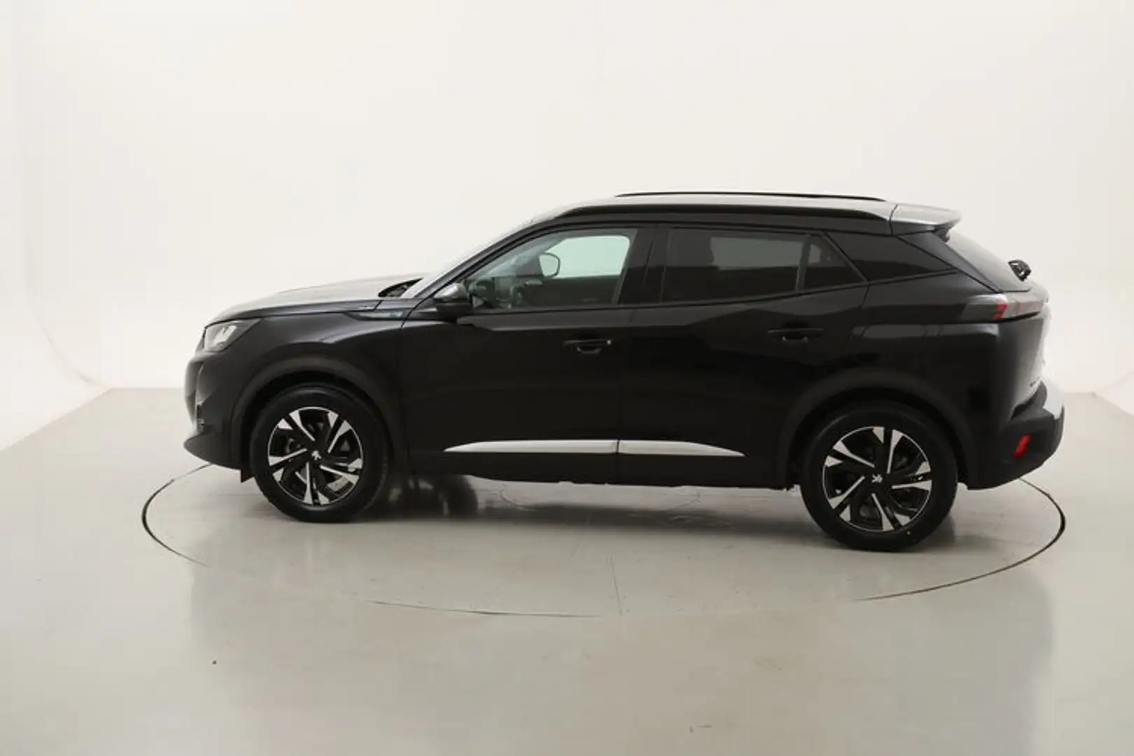 Peugeot 2008 Allure Pack Elettrico 136CV Чорний - 2