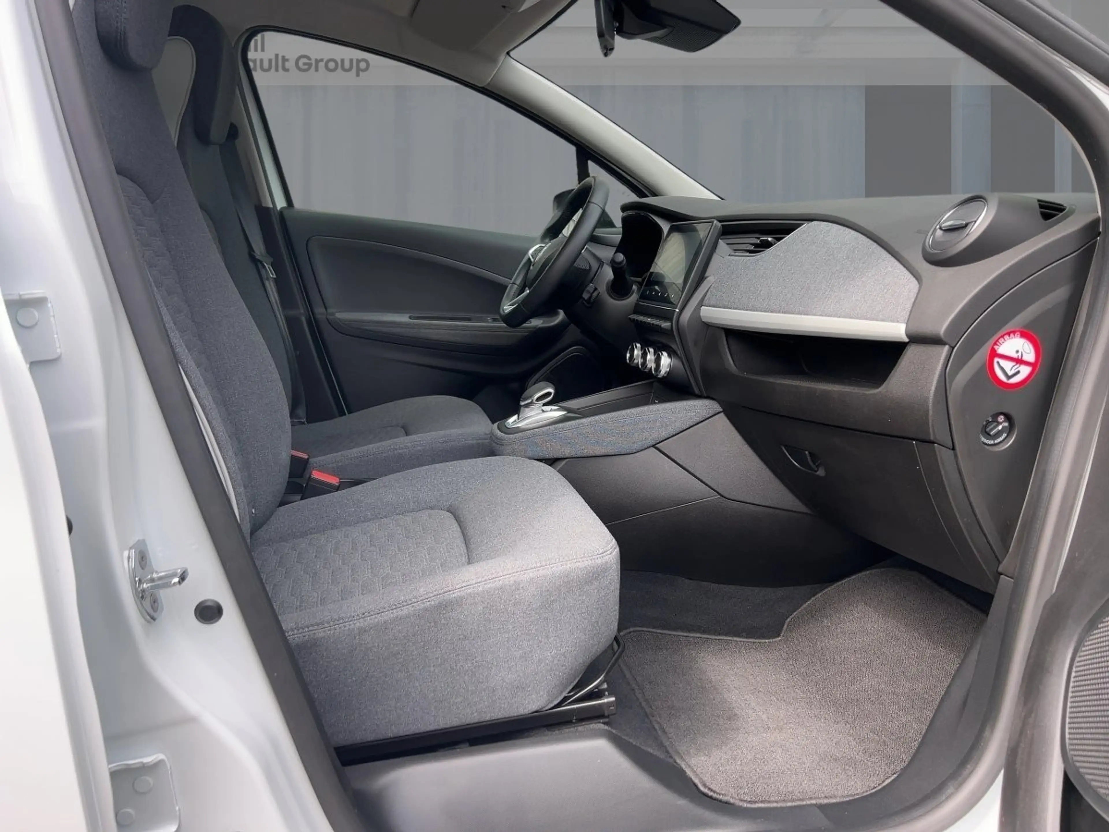 Renault ZOE Evolution EV50 135hp PDC KLIMA — photo 8