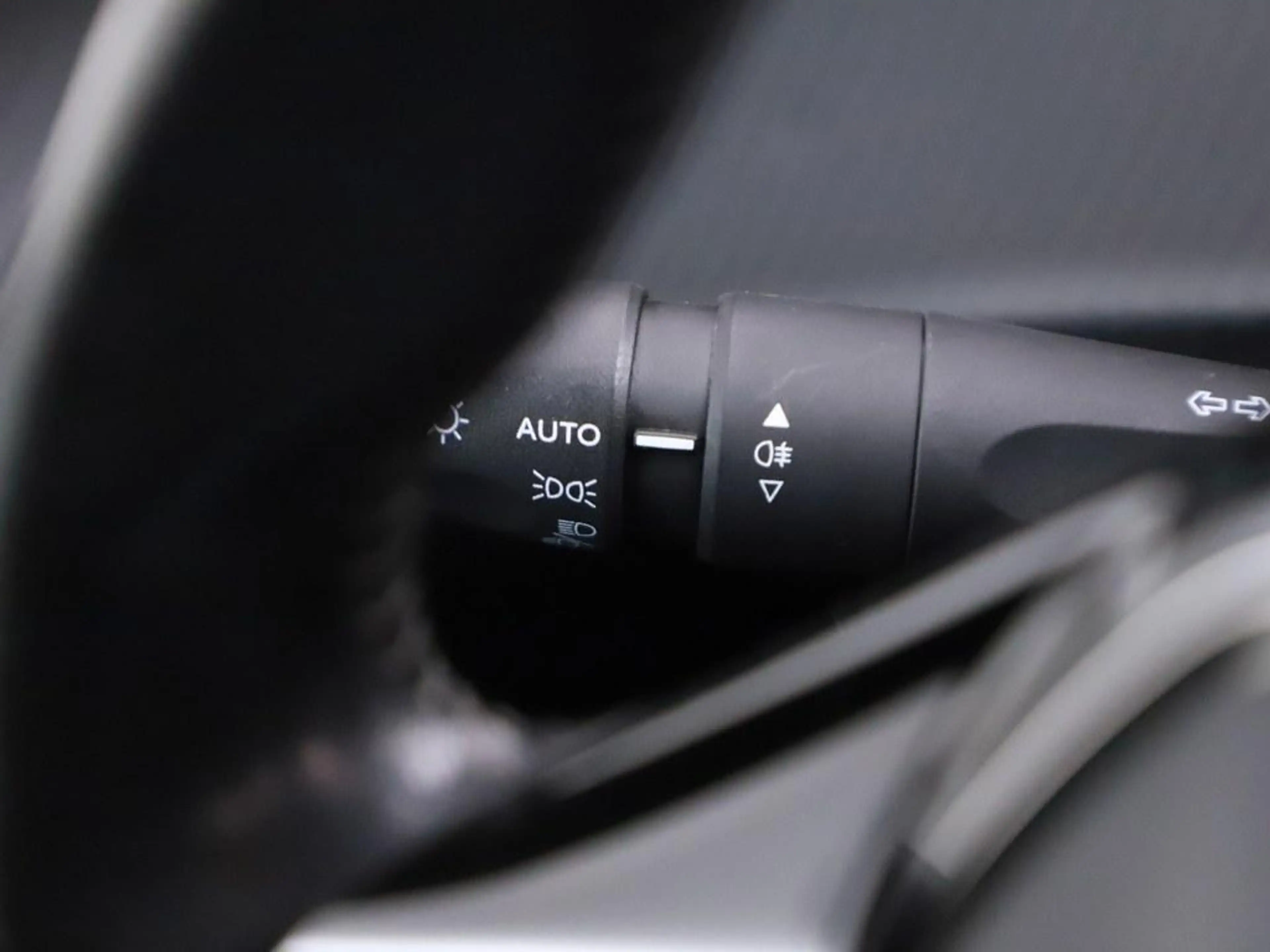 Peugeot 2008 1.2T 100pk Allure Trekhaak/H.Leder/Nav/Ecc/Cruise — photo 9