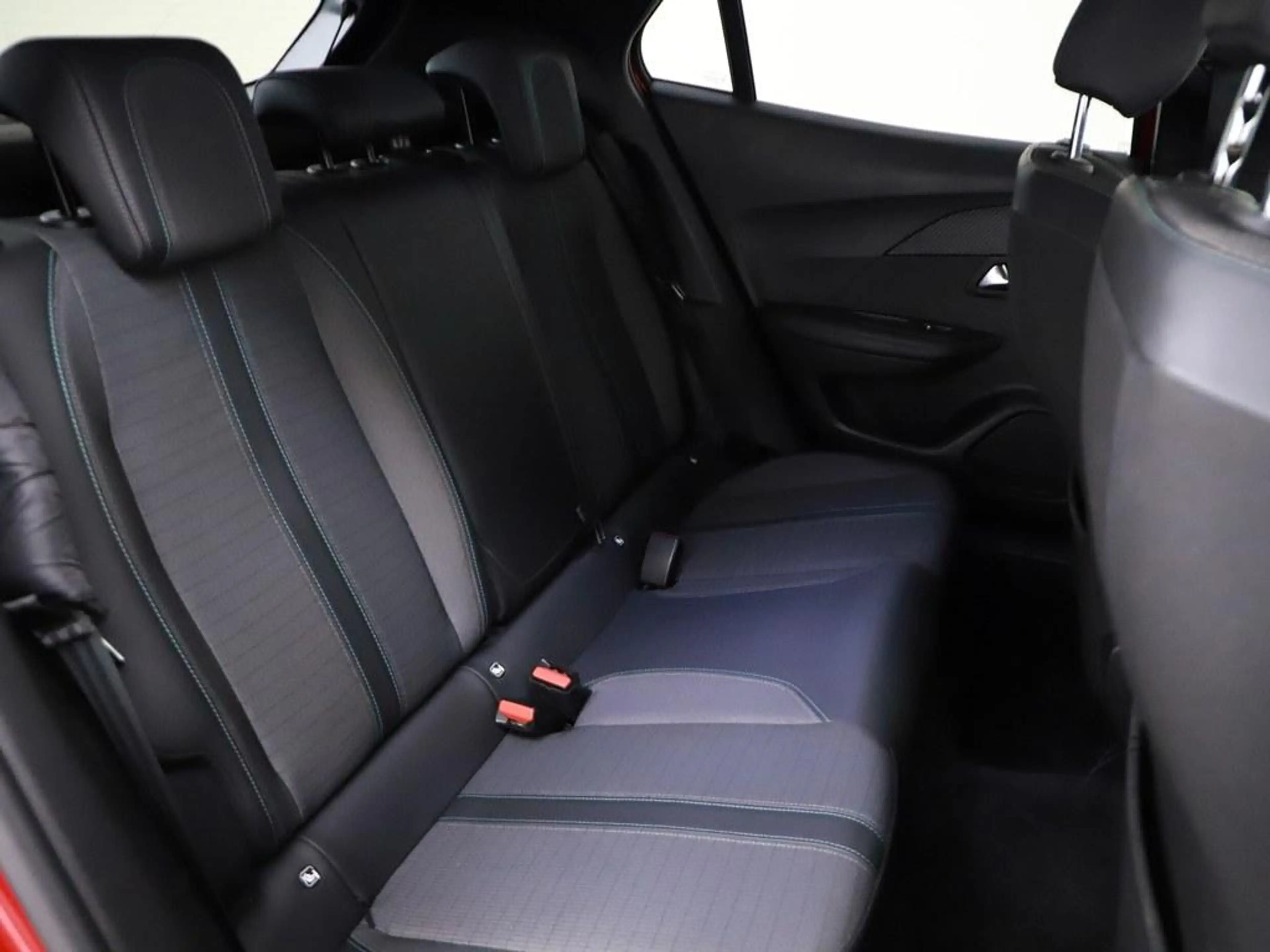 Peugeot 2008 1.2T 100pk Allure Trekhaak/H.Leder/Nav/Ecc/Cruise — photo 22