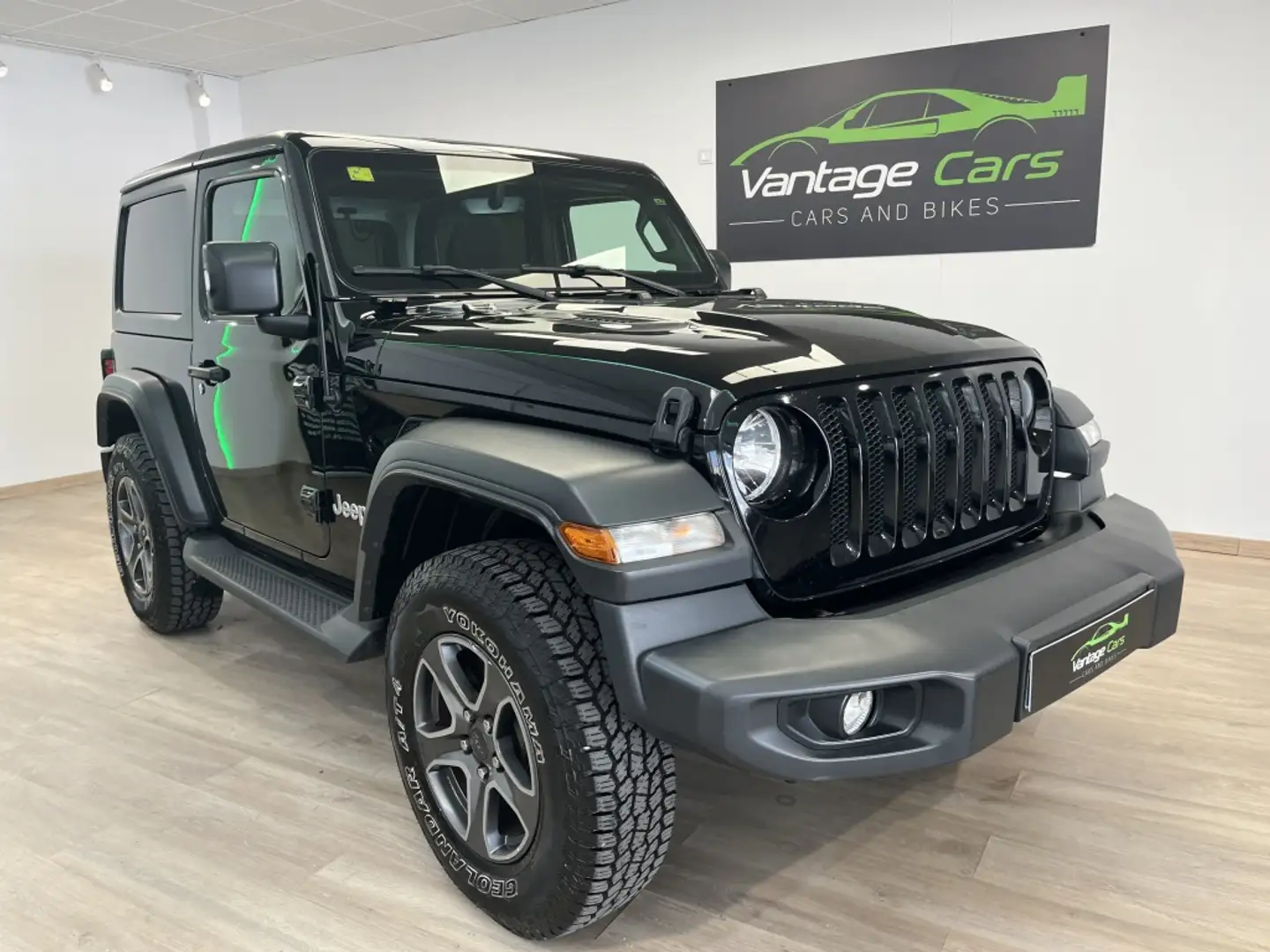 Jeep Wrangler 2.2CRD Sport 8ATX Negro - 2