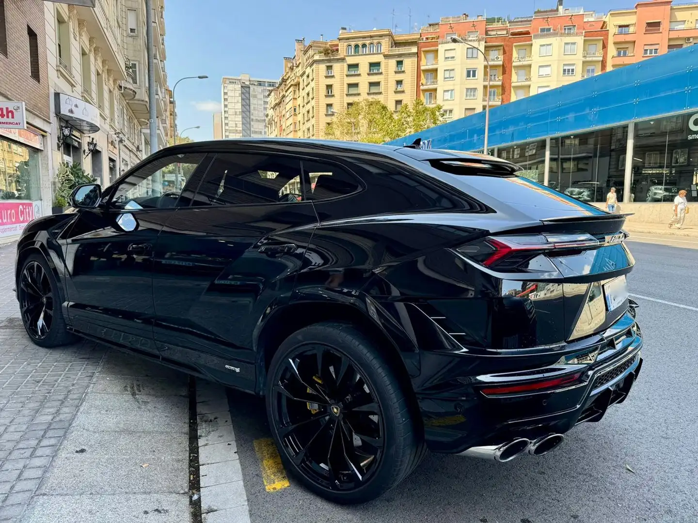 Lamborghini Urus S PERFORMANCE Negro - 2