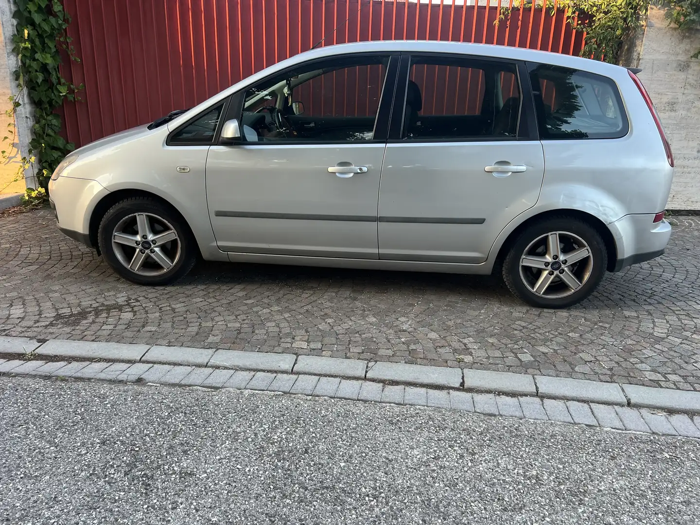 Ford C-Max - 1