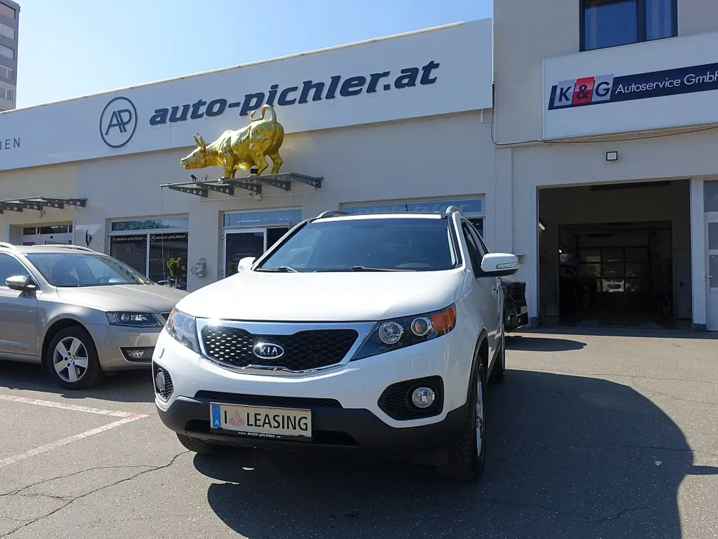 Kia Sorento 2,2 CRDi Active Pro DPF 4WD Aut. Weiß - 1