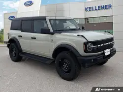 Ford Bronco photo Ford Bronco