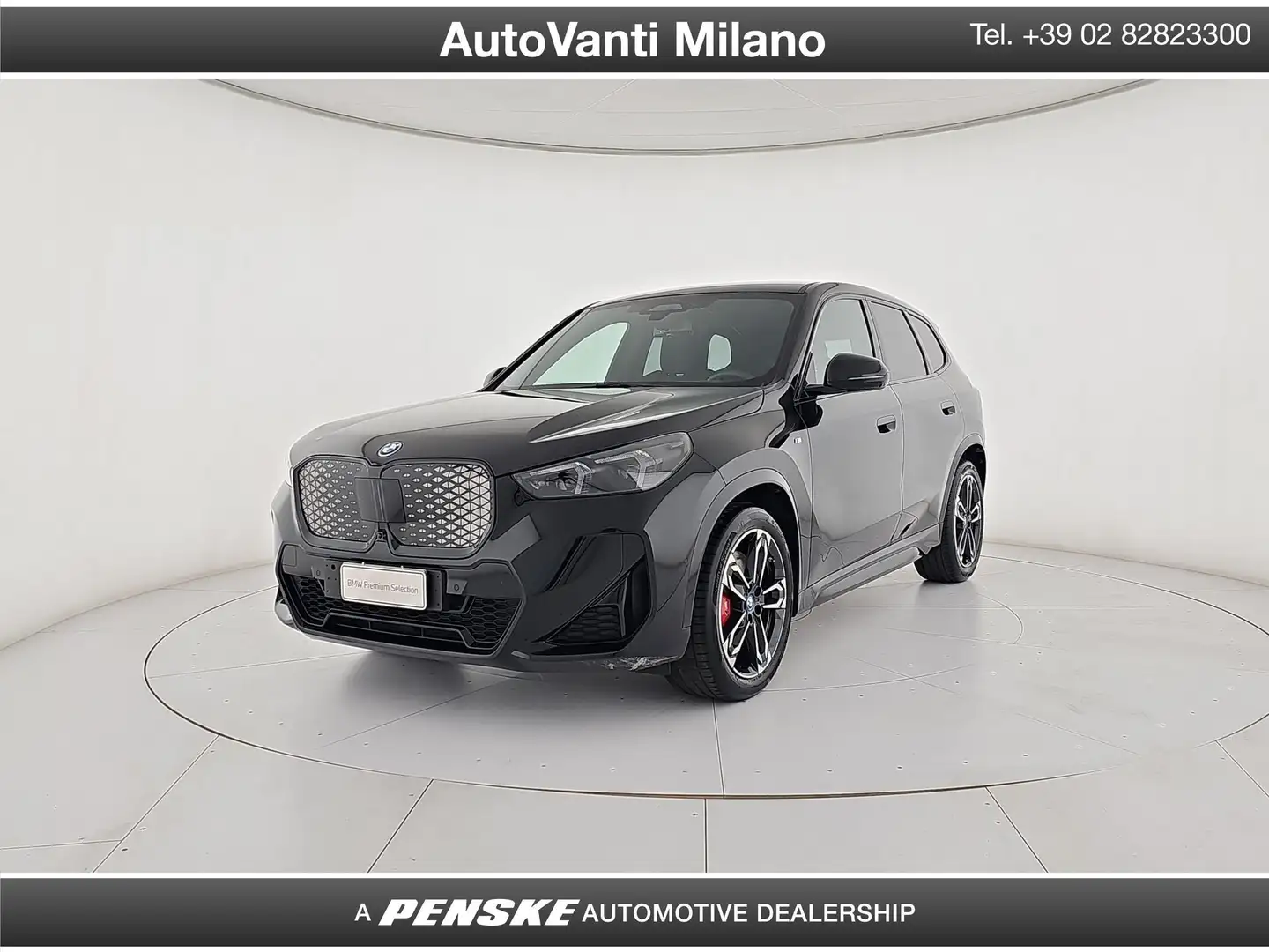 BMW iX1 iX1 eDrive 20 Msport Pro Schwarz - 1