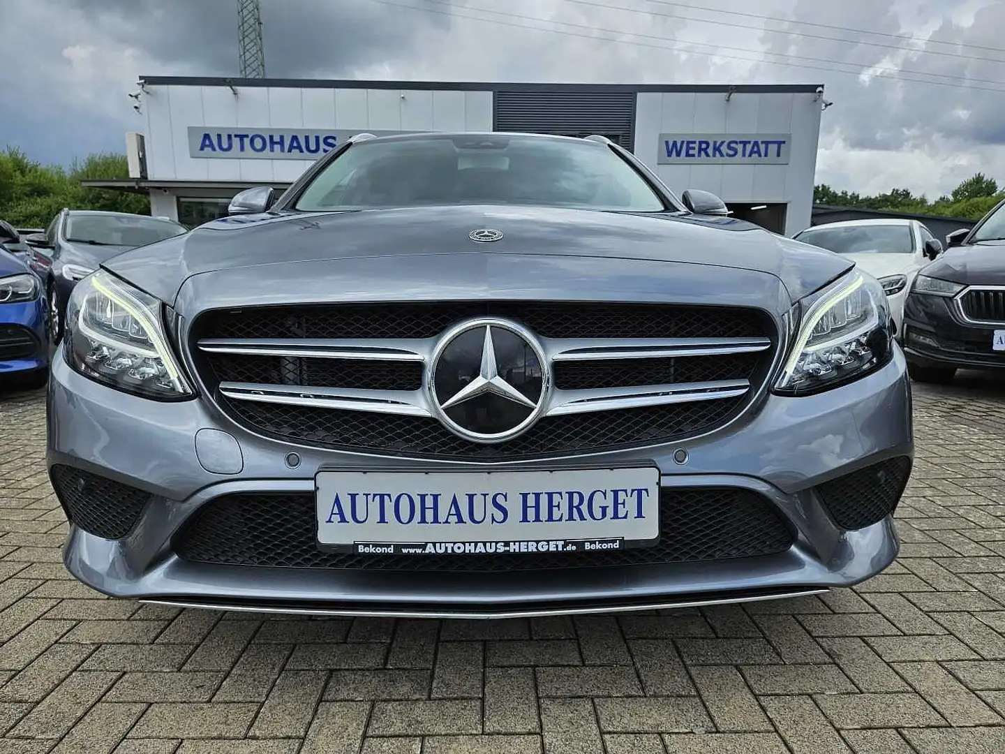 Mercedes-Benz C 220 d 4Matic T 9G-TRONIC Avantgarde 2.Hand/MB-Scheckhe Grau - 2