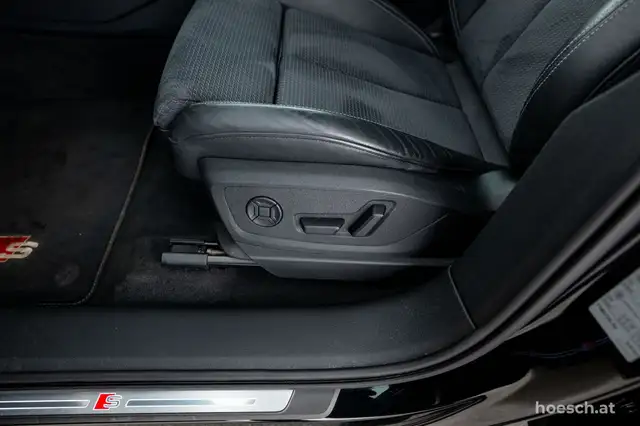 Audi Q8 e-tron SQ8 e-tron quattro 21" BLACK PANO B&O MATRIX WIE Ansicht 33